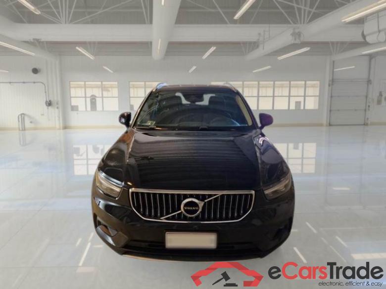 Volvo 228 VOLVO XC40 / 2017 / 5P / SUV T5 PLUG-IN HYBRID AUTO RECH INSCRIP EXPR #6
