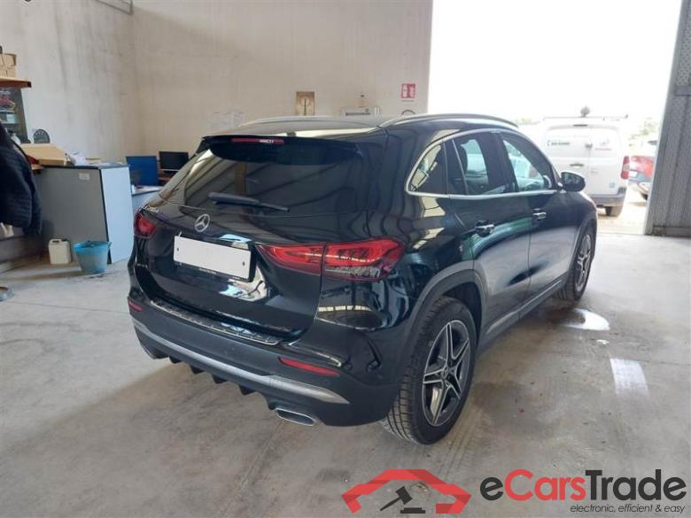 Mercedes 7 MERCEDES-BENZ GLA / 2020 / 5P / CROSSOVER GLA 200 D AUTOMATIC PREMIUM #2