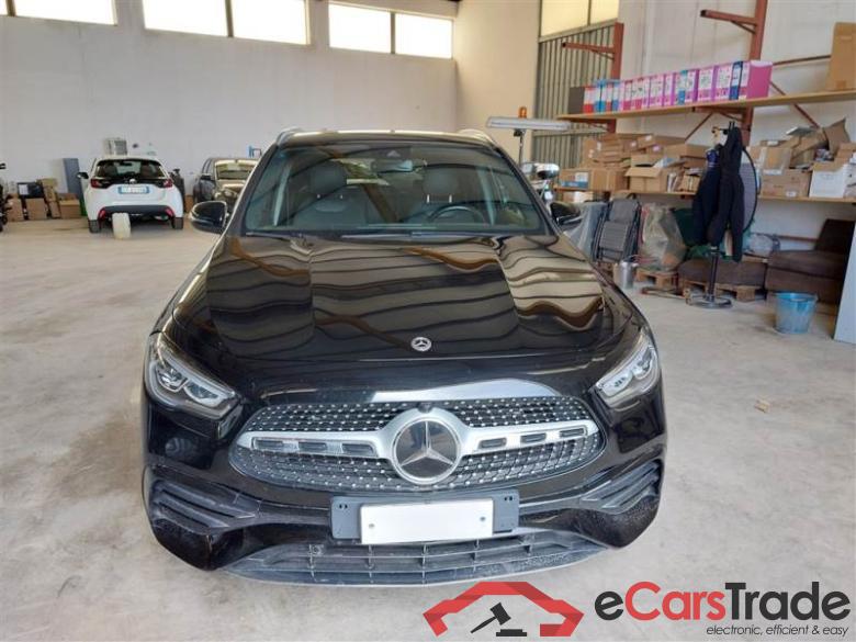 Mercedes 7 MERCEDES-BENZ GLA / 2020 / 5P / CROSSOVER GLA 200 D AUTOMATIC PREMIUM #6