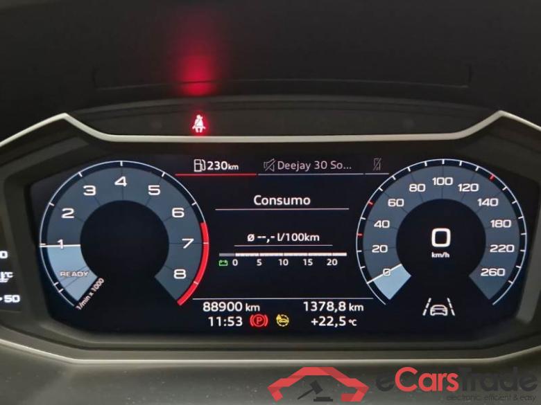 Audi 1 AUDI A1 CITYCARVER / 2018 / 5P / BERLINA 30 TSI CITYCARVER ADMIRED #4