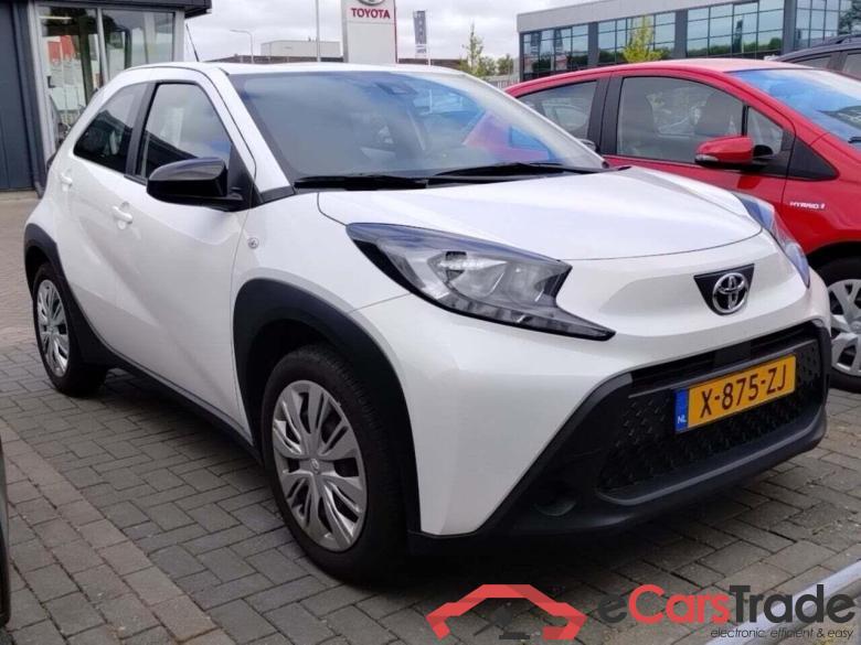TOYOTA Aygo X 1.0 VVT-i MT Play #2