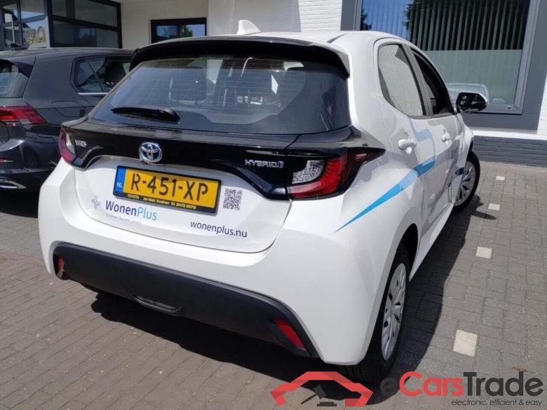 TOYOTA YARIS 1.5 Hybrid Active #4