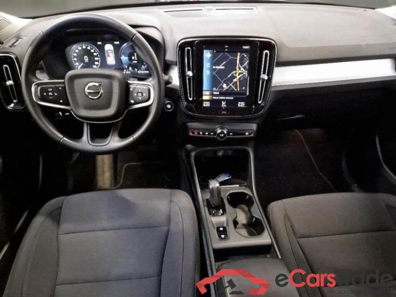 Volvo 228 VOLVO XC40 / 2017 / 5P / SUV T5 PLUG-IN HYBRID AUTO RECH INSCRIP EXPR #3