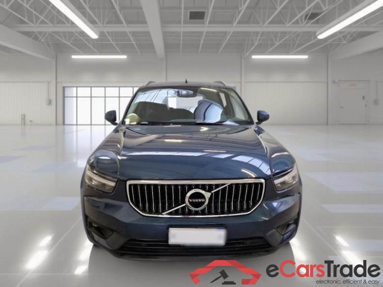 Volvo 228 VOLVO XC40 / 2017 / 5P / SUV T5 PLUG-IN HYBRID AUTO RECH INSCRIP EXPR #6