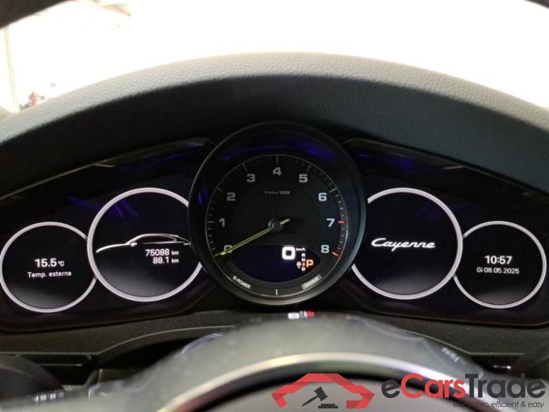 Porsche 10 PORSCHE CAYENNE COUPE / 2019 / 5P / SUV 3.0 V6 E-HYBRID PLATINUM EDITION #4