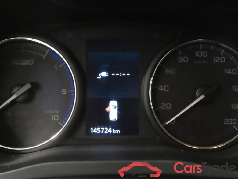 MITSUBISHI OUTLANDER 2.4 PHEV Pure #4