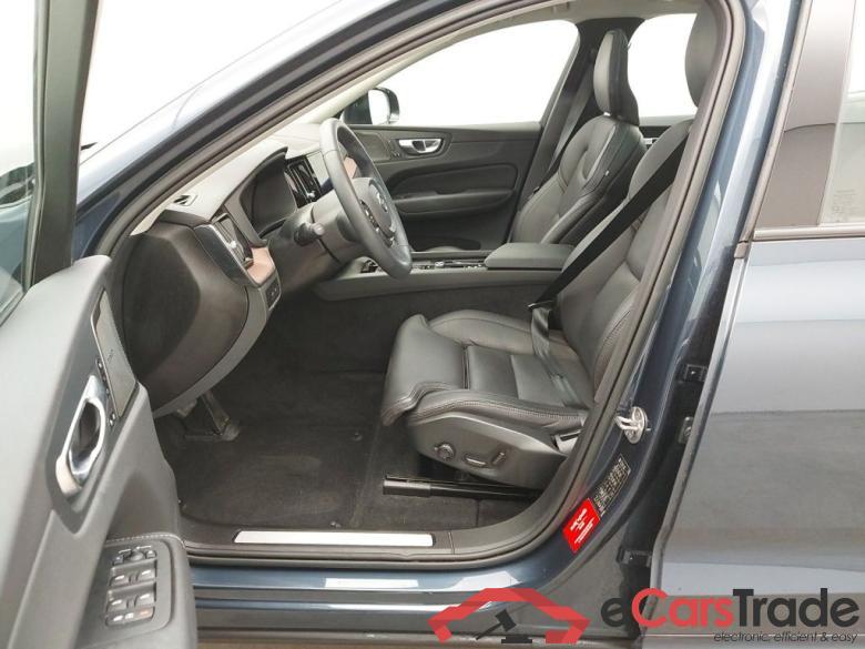 VOLVO XC60 - 2021 2.0 T6 PHEV AWD Ultimate Dark 5d #6