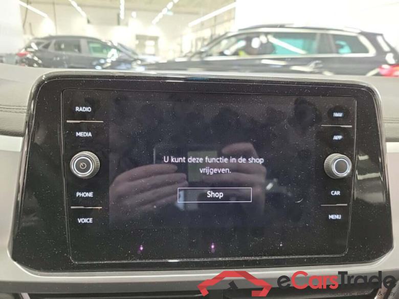 VOLKSWAGEN T-Roc 1.0 TSI Life #6