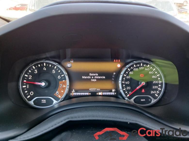 Jeep Limited 1.3G DDCT6 (150CV) 4x2 DDCT JEEP Renegade / 2014 / 5P / todoterreno Limited 1.3G DDCT6 (150CV) 4x2 DDCT #4