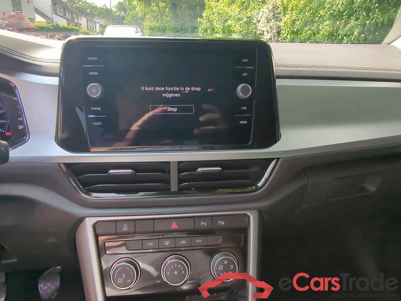 VOLKSWAGEN T-Roc 81 kW #2