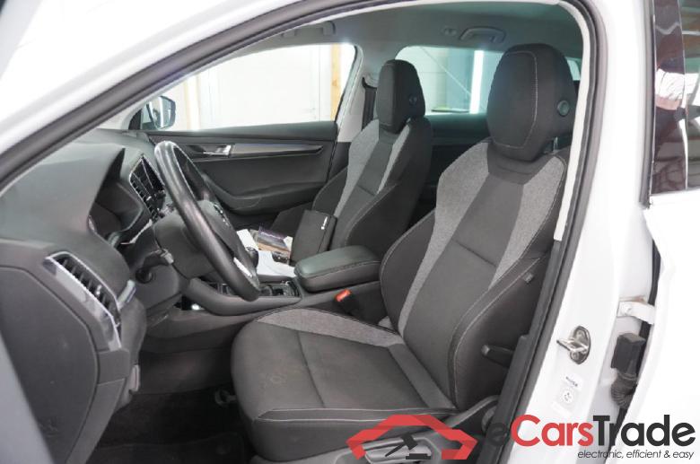 Skoda Karoq ´17 Karoq Drive 125 2.0 TDI 110KW MT6 E6dT #4