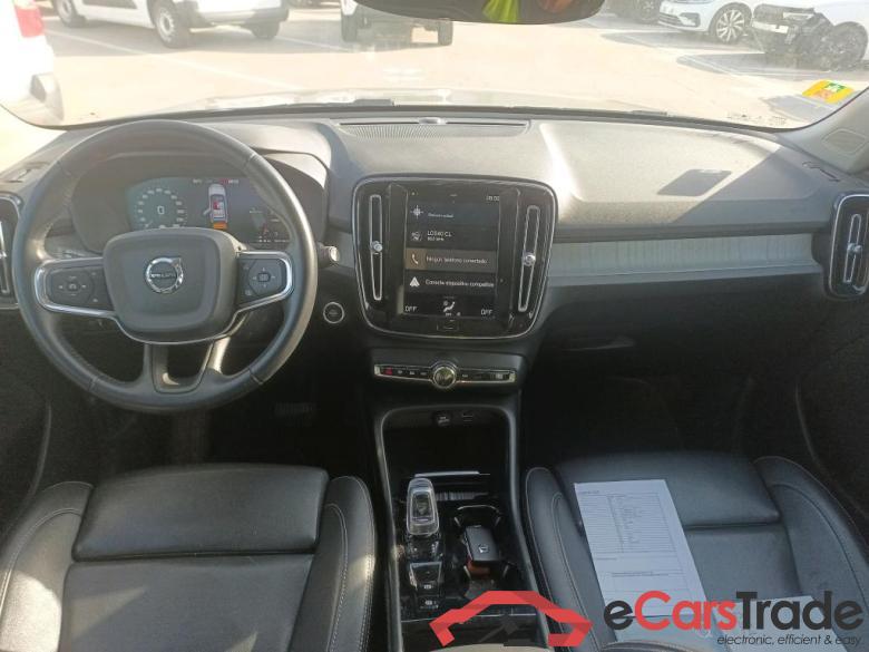 Volvo 1.5 T4 Twin Recharge Inscription Auto VOLVO XC40 / 2017 / 5P / todoterreno 1.5 T4 Twin Recharge Inscription Auto #3