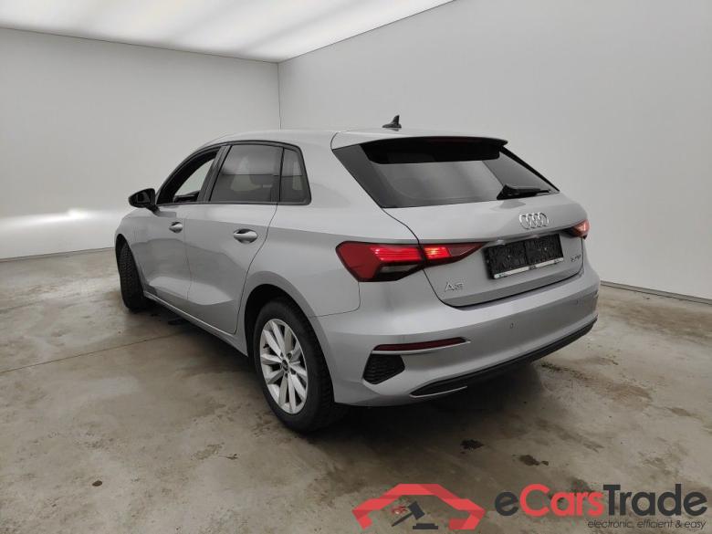 Audi A3 Sportback 2.0 30 TDi 85kW 5d #3