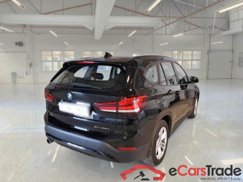 BMW 25E BUS BMW X1 / 2019 / 5P / SUV XDRIVE 25E BUSINESS ADVANTAGE AUTOMATICO #2