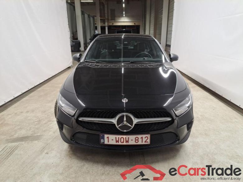 Mercedes-Benz A-Klasse A 180 Business Solution Aut. 5d #1