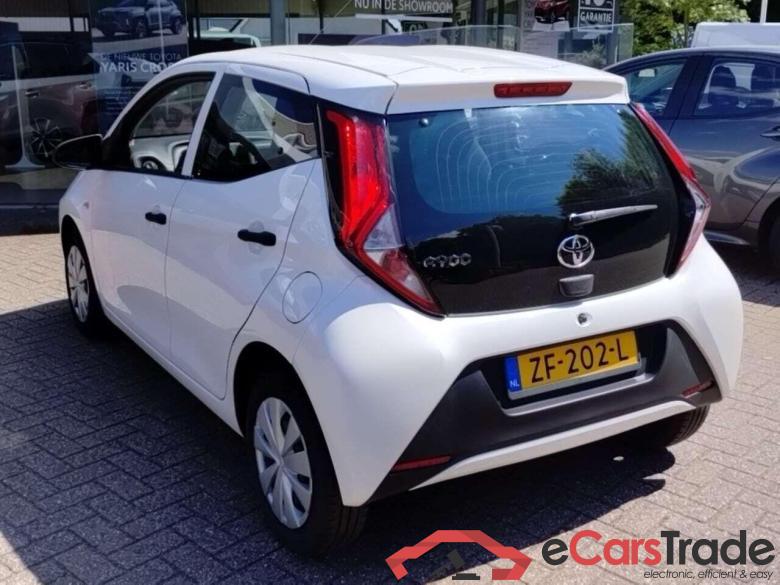 TOYOTA Aygo 1.0 VVT-i x #3