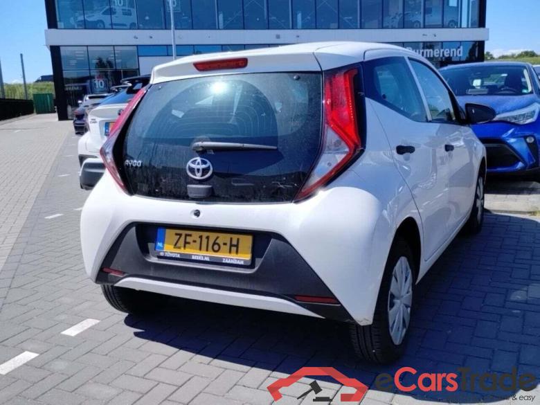 TOYOTA Aygo 1.0 VVT-i x-fun #4