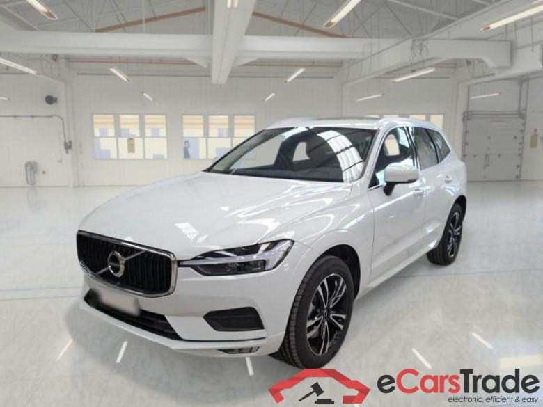 Volvo 238 VOLVO XC60 / 2017 / 5P / SUV B4 D AWD AUTOMATICO MOMENTUM PRO #1