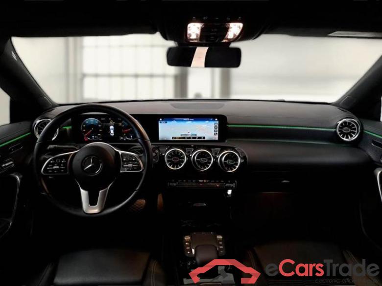 Mercedes 18 MERCEDES-BENZ CLA COUPÈ / 2019 / 4P / COUPE CLA 180 AUTOMATIC SPORT #3