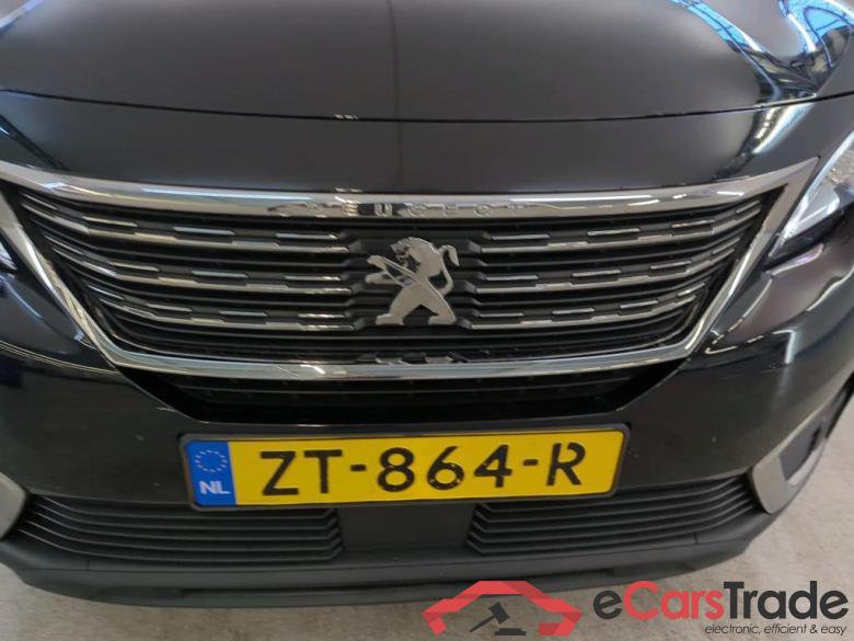 Peugeot 5008 17 - 20 Peugeot 5008 Active PureTech 130 5d #5