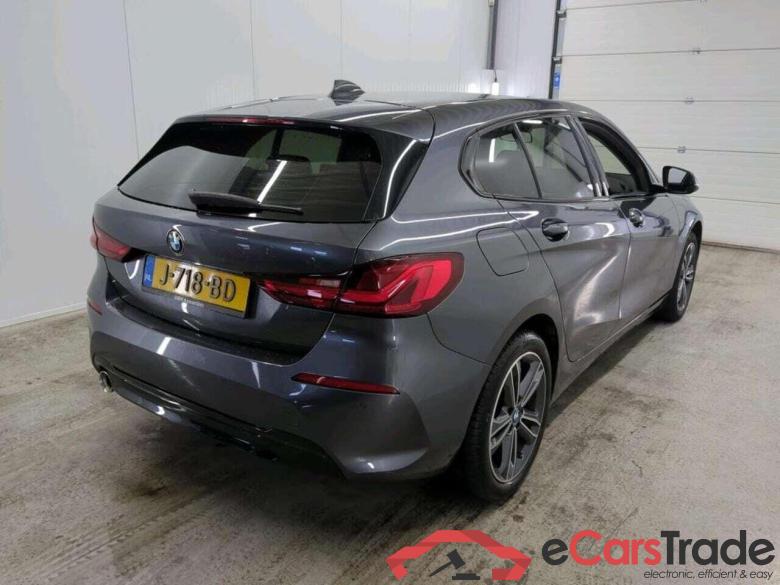 BMW 1-serie 118i Executive Ed. #2