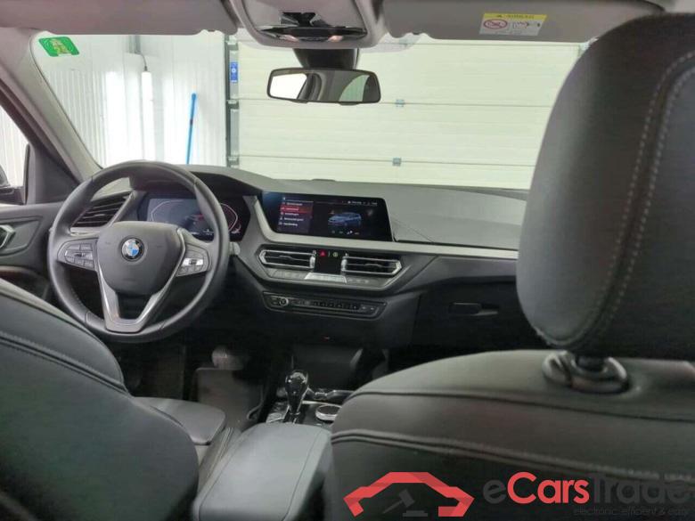 BMW 1-serie 118i Executive Ed. #3