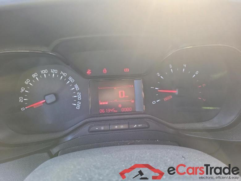 Citroen Talla M BlueHDi 75 CONTROL Berlingo Furgón Control M 1.5 BlueHDi 75CV E6dT #4