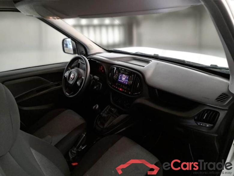 Fiat 48 FIAT DOBLÒ CARGO / 2014 / 4P / VETT. FURGONATA CH1 LOUNGE 1.3 MJET 95CV E6D SeS #3