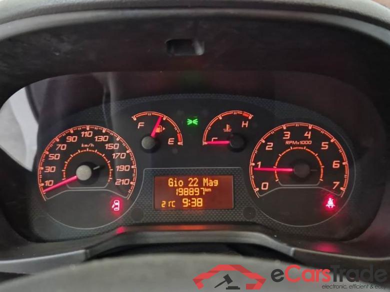 Fiat 2 FIAT FIORINO / 2016 / 4P / VETT. FURGONATA 1.3 MULTIJET 80 CV E6 SX #4