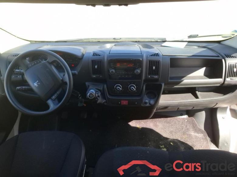 Peugeot 2.2 HDI 130 CONFORT SR 435 L3 PEUGEOT Boxer Chassis Cabine SC VU 2p Châssis cabine 2.2 HDI 130 CONFORT SR 435 L3 #5