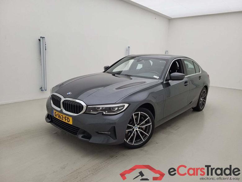 BMW 3-serie 330eA High Executive #1