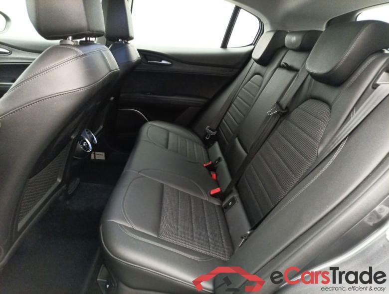 ALFA ROMEO STELVIO DIESEL 2.2 JTD 190 B-Tech (EU6d) 5d Auto #6