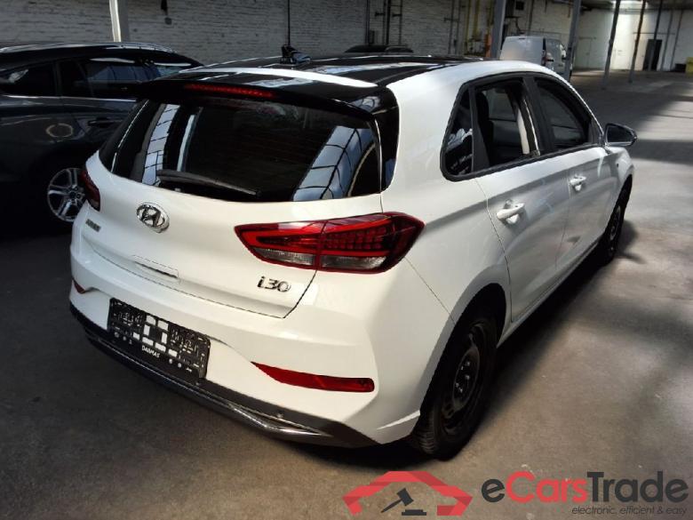 Hyundai i30 5d ´16 i30 Edition 30+ Mild-Hybrid 1.5 T-GDI 118KW AT7 E6d #5