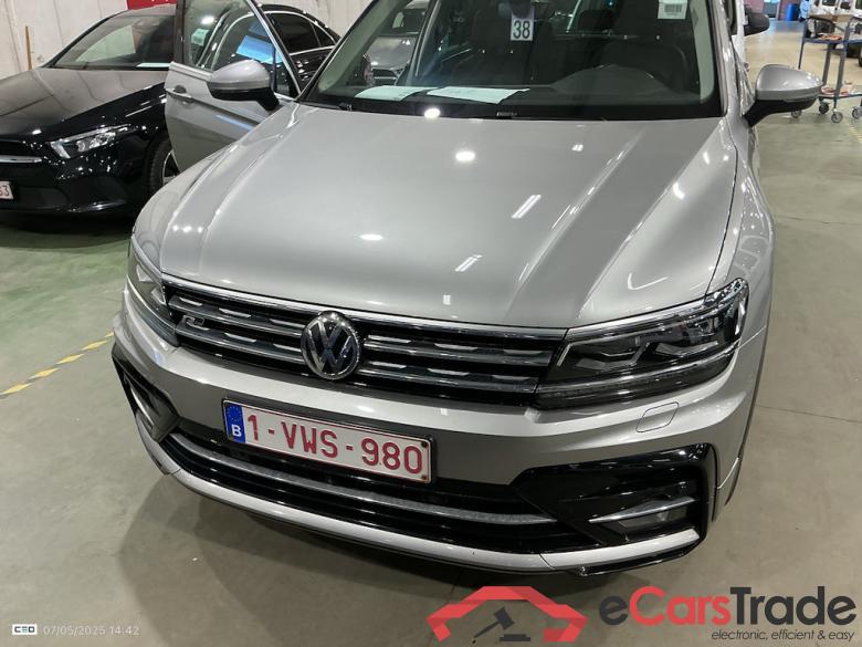 VOLKSWAGEN TIGUAN DIESEL - 2016 2.0 TDi SCR Highline DSG (EU6.2) #1