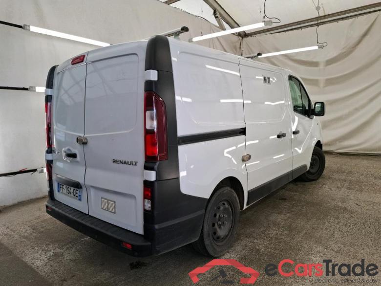 Renault FG GCFL1H1 1200 dCi95 Stop&Start E6 RENAULT Trafic VU 4p Fourgon FG GCFL1H1 1200 dCi95 Stop&Start E6 #3
