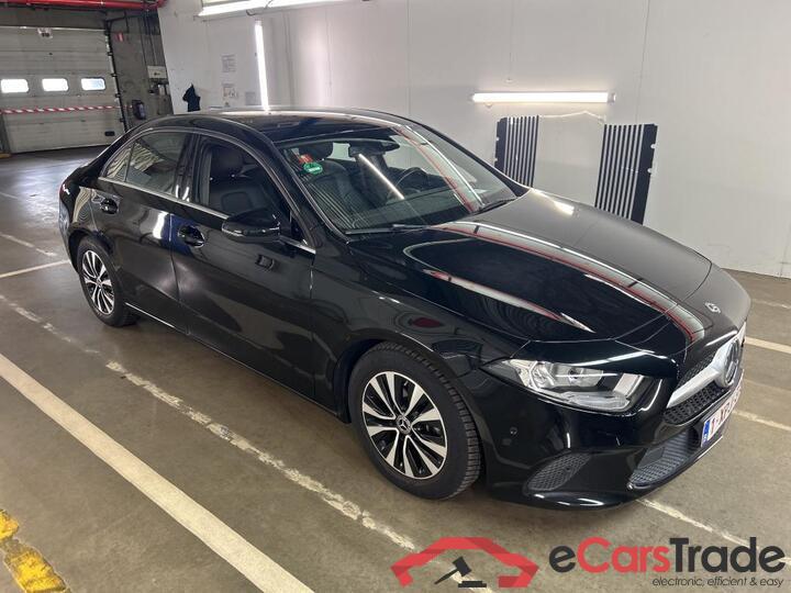 Mercedes A-Klasse Limousine A-Klasse Limousine A 180 d DCT Business Solution 85kW/116pk  4D/P Auto-7 #2