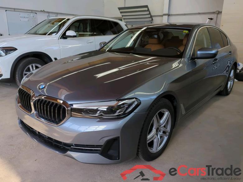 BMW 5-Serie ´16 Baureihe 5 Lim. 520 d xDrive 2.0 140KW AT8 E6d #1
