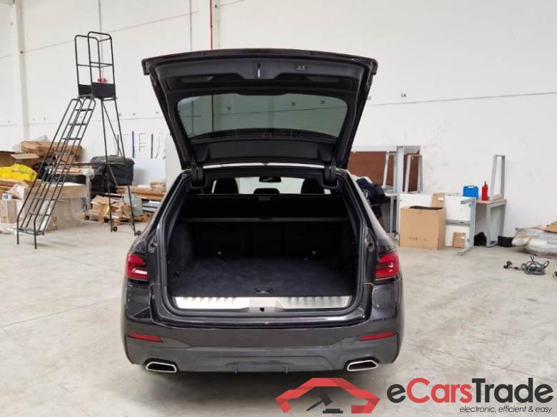 BMW 31 BMW SERIE 5 / 2020 / 5P / STATION WAGON 530E XDRIVE M SPORT AUTO TOURING #5