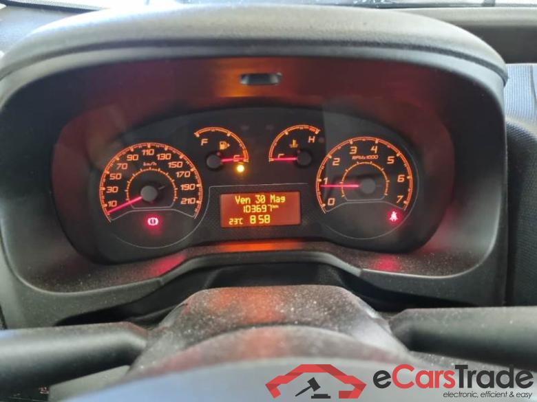 Fiat 2 FIAT FIORINO / 2016 / 4P / VETT. FURGONATA 1.3 MULTIJET 80 CV E6 SX #4