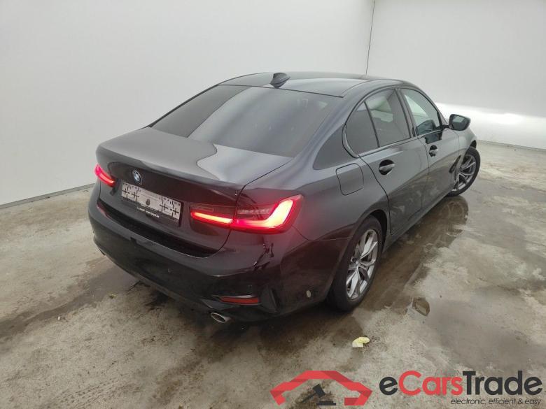 BMW 3 Reeks Berline 316dA (90 kW) 4d #4