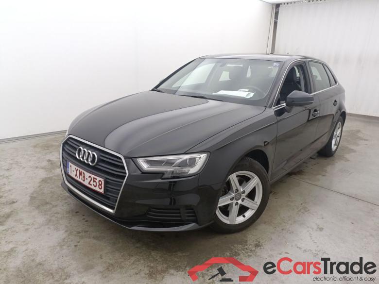 Audi A3 Sportback 1.6 30 TDi 85kW 5d #3
