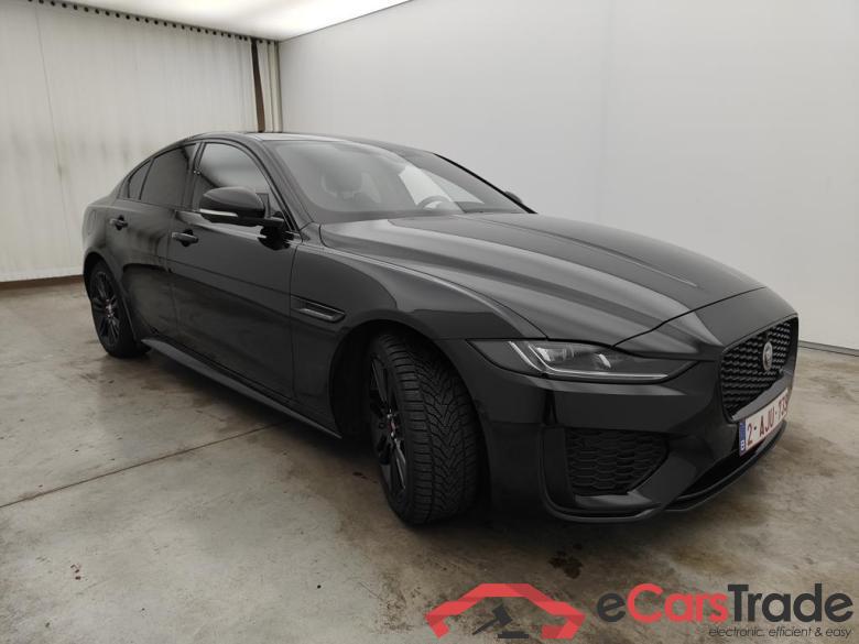 Jaguar XE D200 Aut. R-Dynamic SE 4d #2
