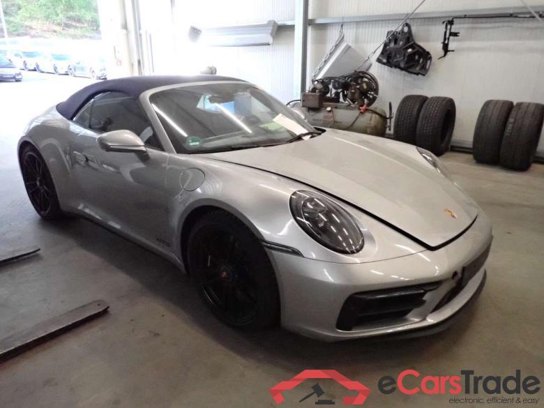 Porsche Carrera 4 GTS Cabriolet 911 #2