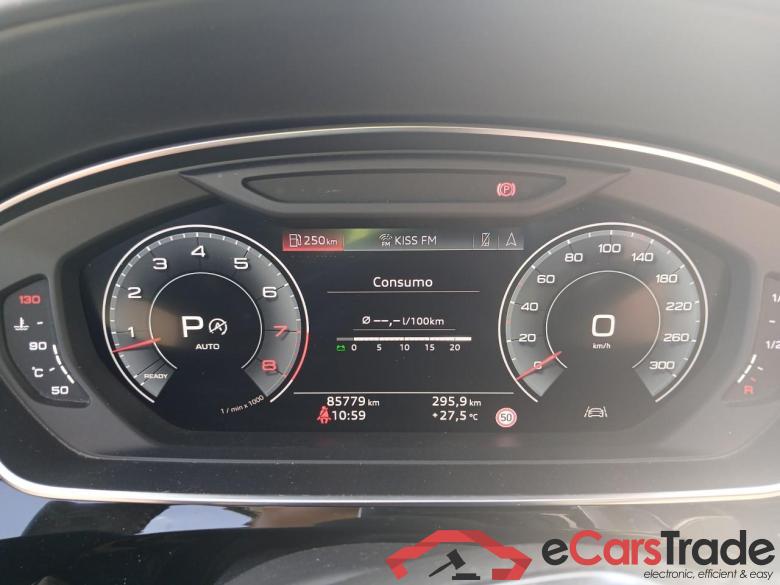 Audi 55 TFSI 250kW (340CV) quattro tiptronic AUDI A8 / 2017 / 4P / sedán 55 TFSI 250kW (340CV) quattro tiptronic #4