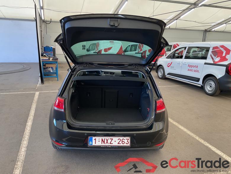 VOLKSWAGEN Golf VII Golf   Trendline 1.6 TDI BlueMotion Technology 66 kW (90 ch) 5 vitesses manuel #6
