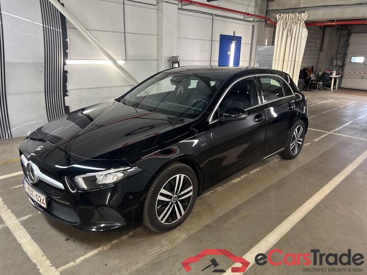 Mercedes A-Klasse A-Klasse A 250 e Business Solution 160kW/218pk  5D/P Auto-8 #1