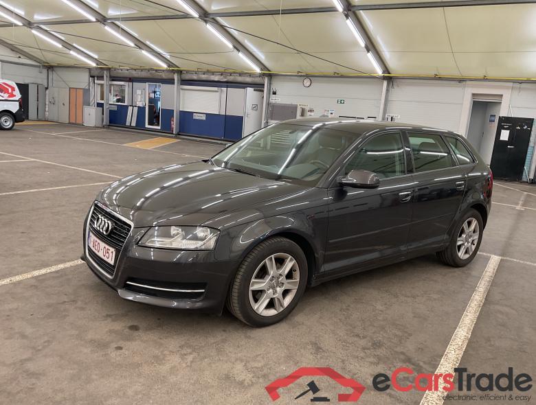 AUDI A3 Sportback Audi A3 Attraction Sportback, 1,6 TDI 90(105) kW(ch) 5V #1