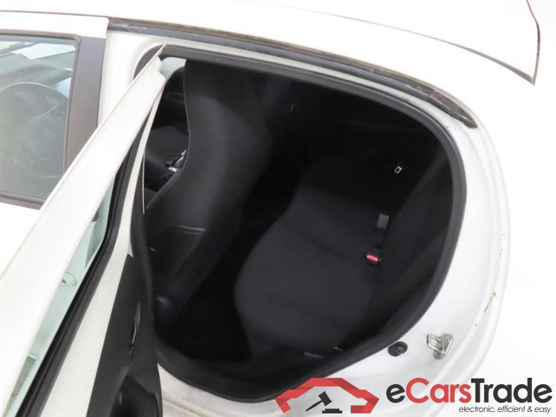 PEUGEOT 108 1.0 e-VTi Allure #6