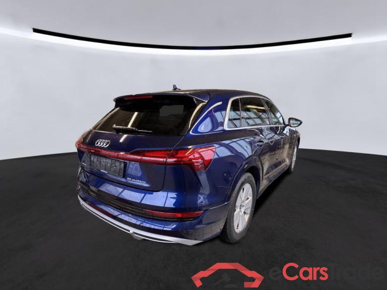 Audi 55 quattro S line E-tron #4