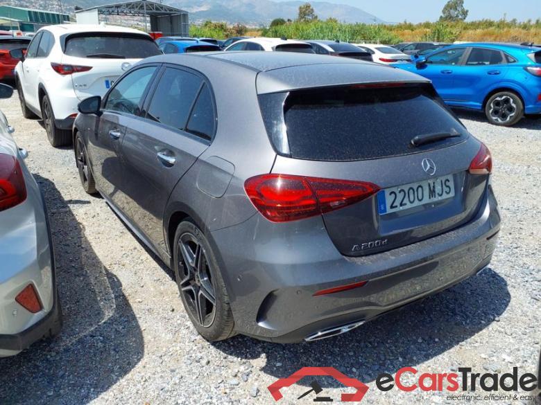 MERCEDES-BENZ Classe A 200d  #2